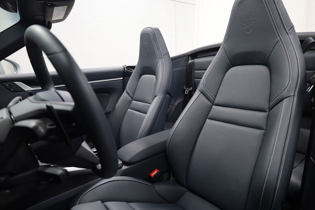 Thumbnail: 2025 Porsche 911 - 9