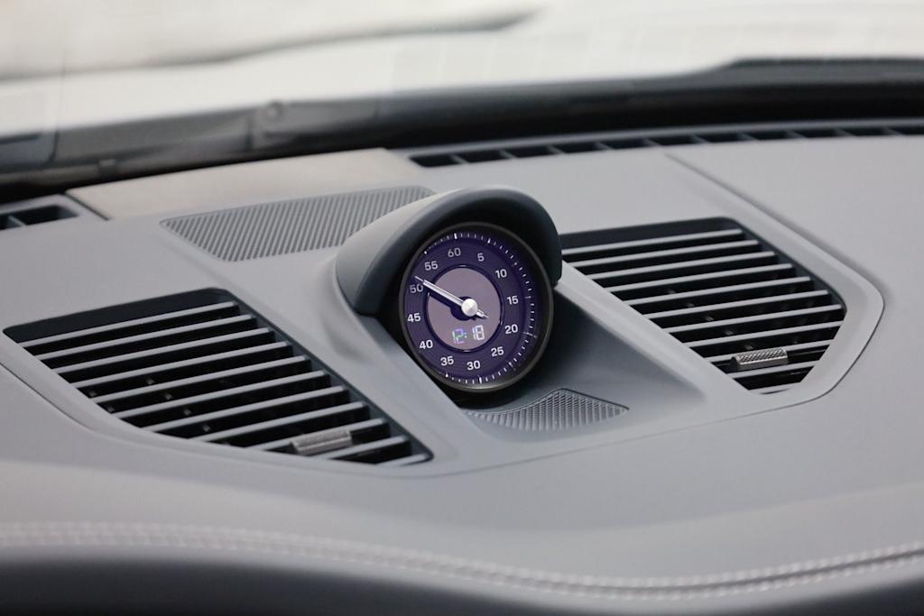 Thumbnail: 2025 Porsche 911 - 25