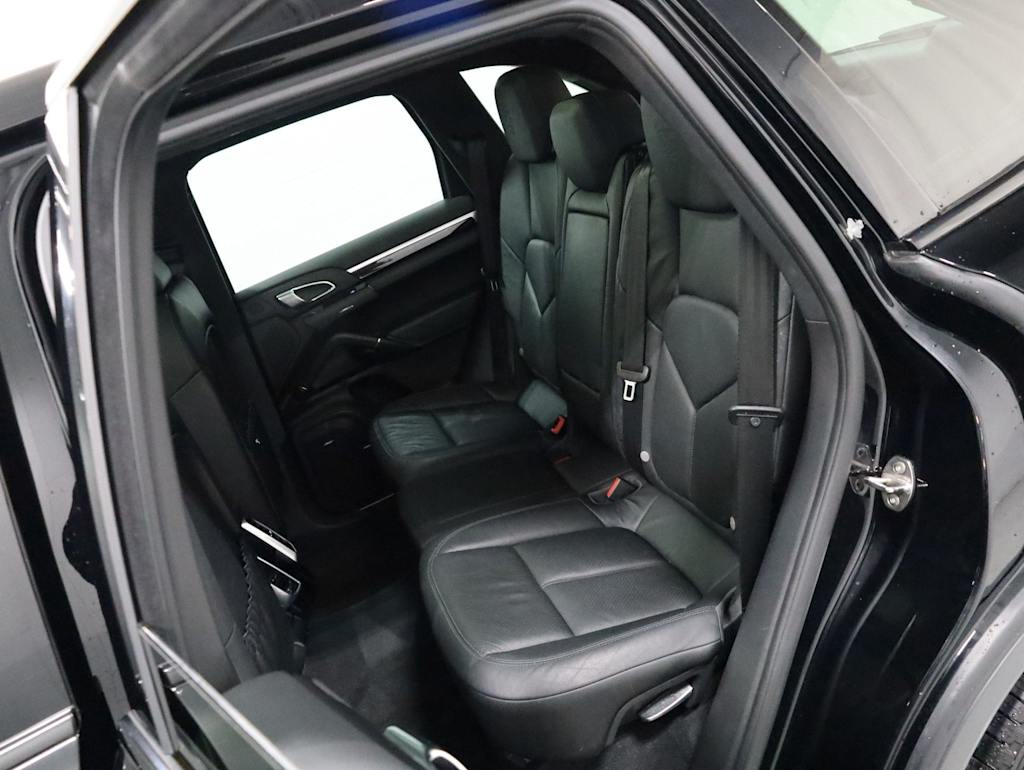 Thumbnail: 2014 Porsche Cayenne - 13