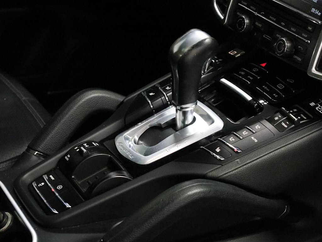 Thumbnail: 2014 Porsche Cayenne - 9