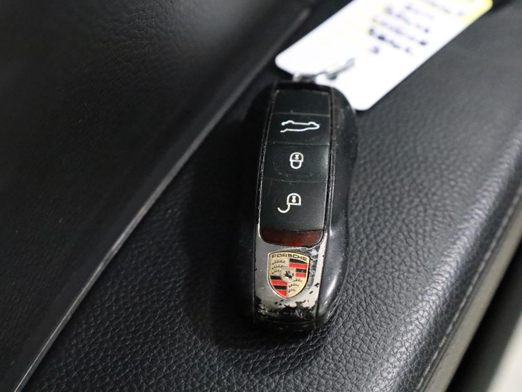 Thumbnail: 2014 Porsche Cayenne - 20
