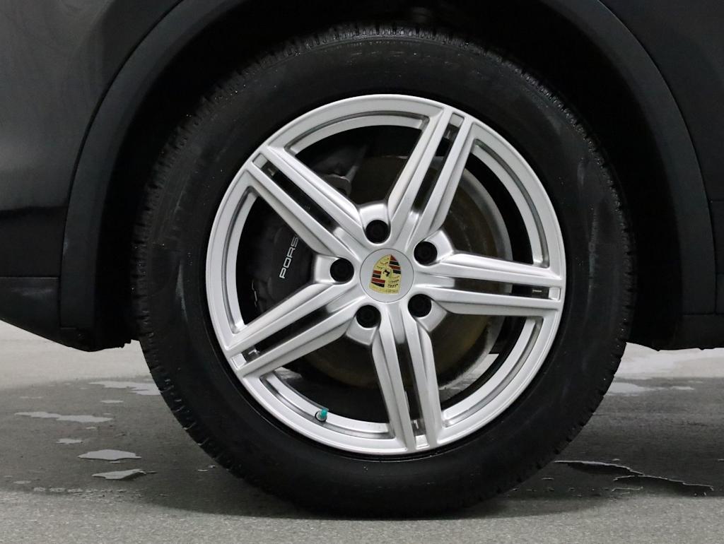 Thumbnail: 2014 Porsche Cayenne - 41