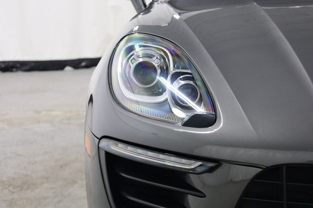 Thumbnail: 2018 Porsche Macan - 7