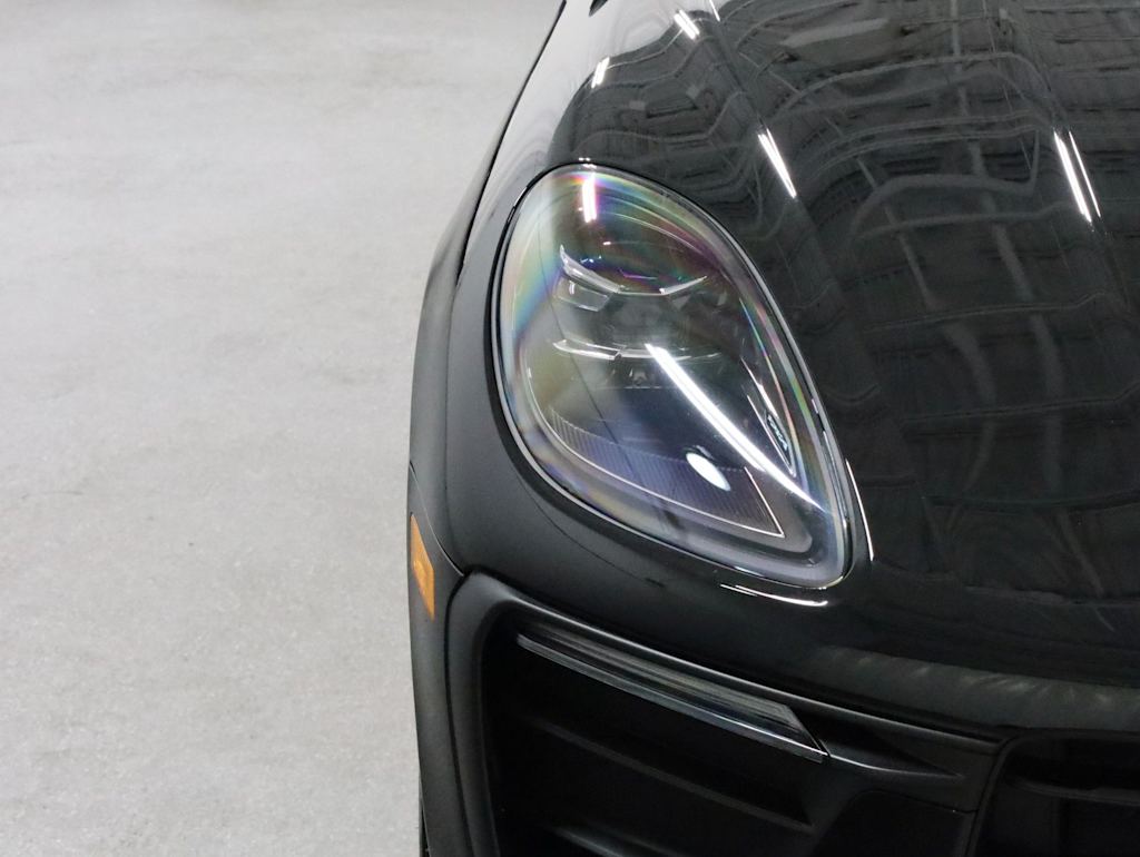 Thumbnail: 2026 Porsche Macan - 26