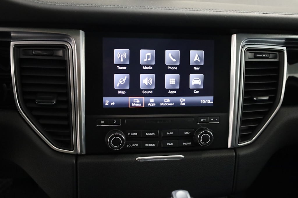 Thumbnail: 2017 Porsche Macan - 36