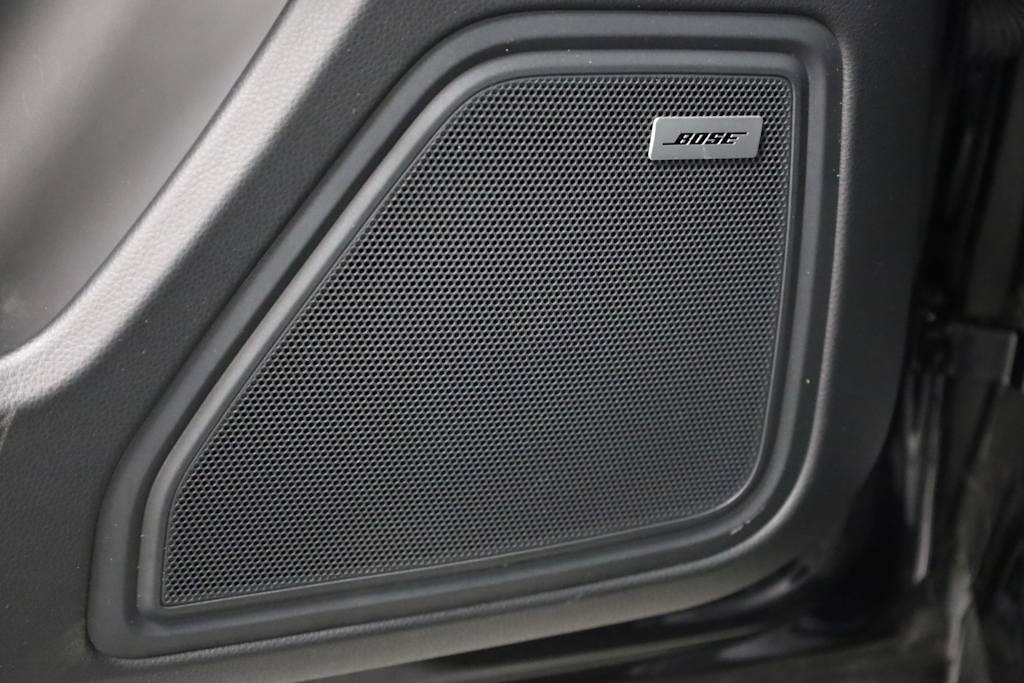 Thumbnail: 2022 Porsche Macan - 28