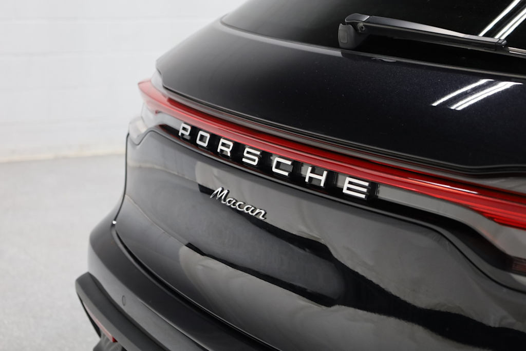 Thumbnail: 2022 Porsche Macan - 7