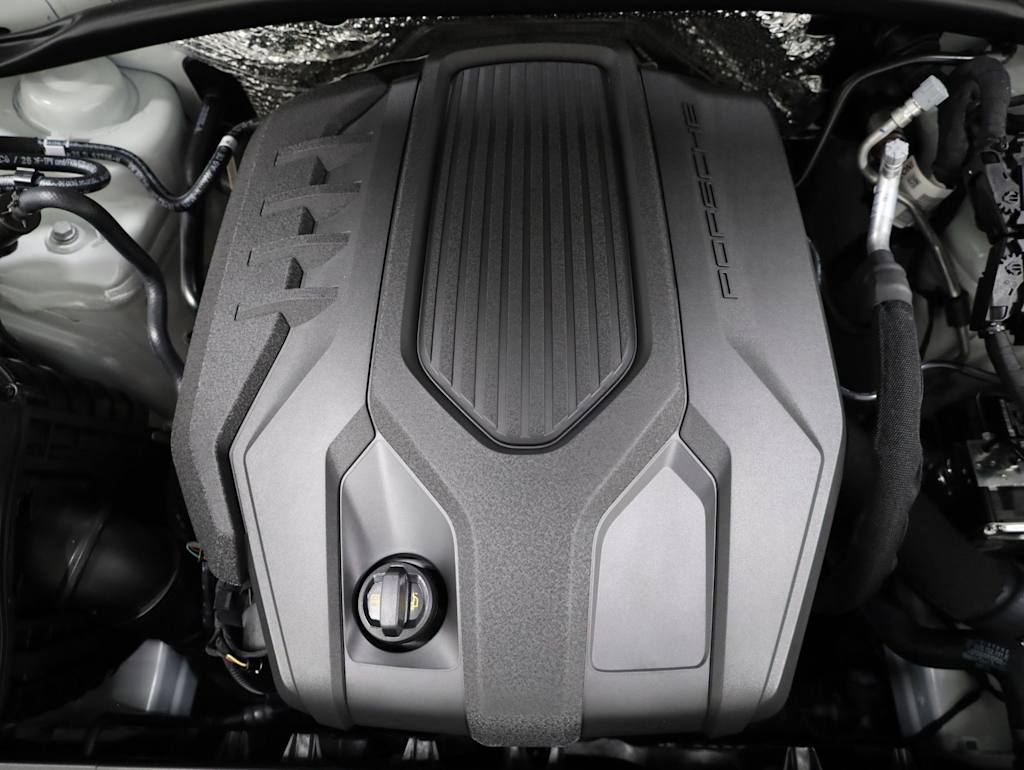 Thumbnail: 2026 Porsche Macan - 43