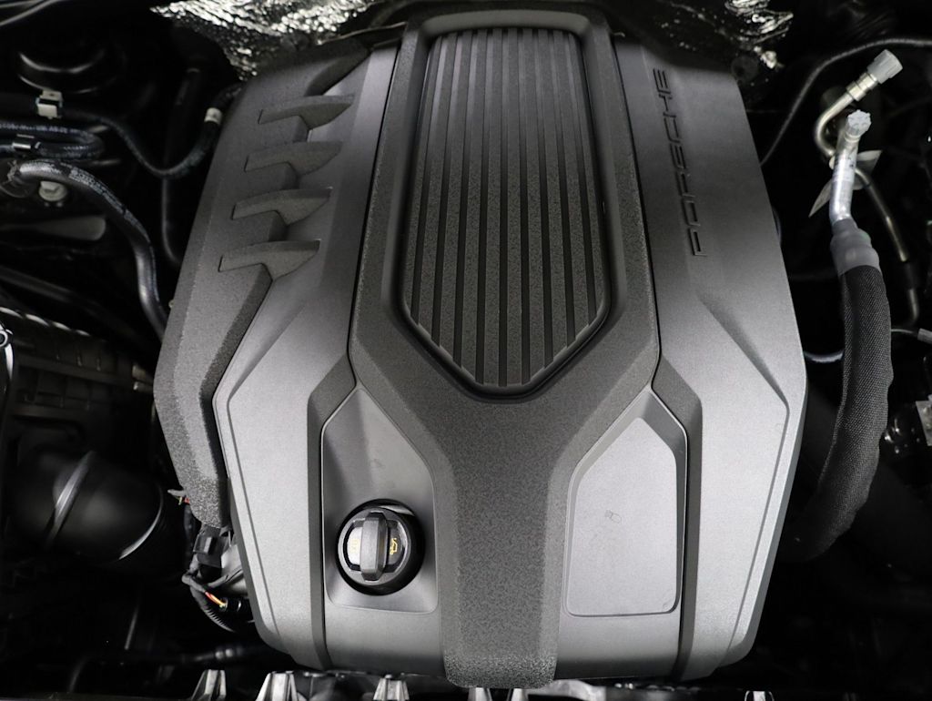 Thumbnail: 2026 Porsche Macan - 8