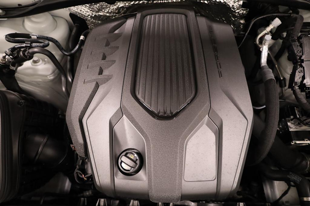 Thumbnail: 2026 Porsche Macan - 44