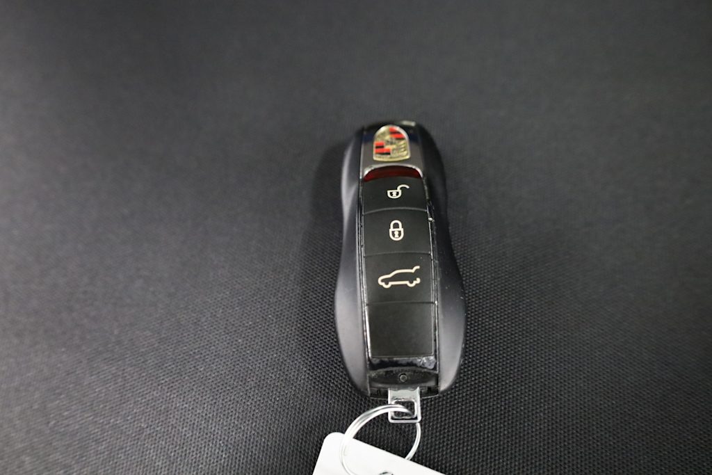 Thumbnail: 2018 Porsche Macan - 20