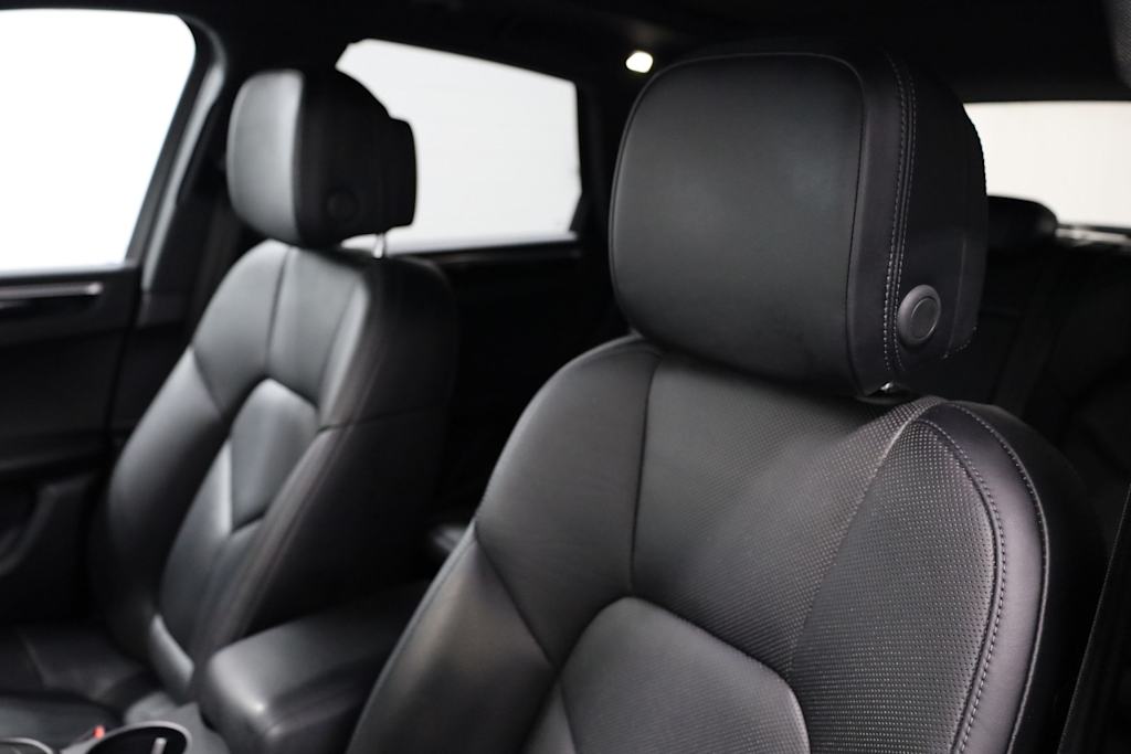 Thumbnail: 2018 Porsche Macan - 28