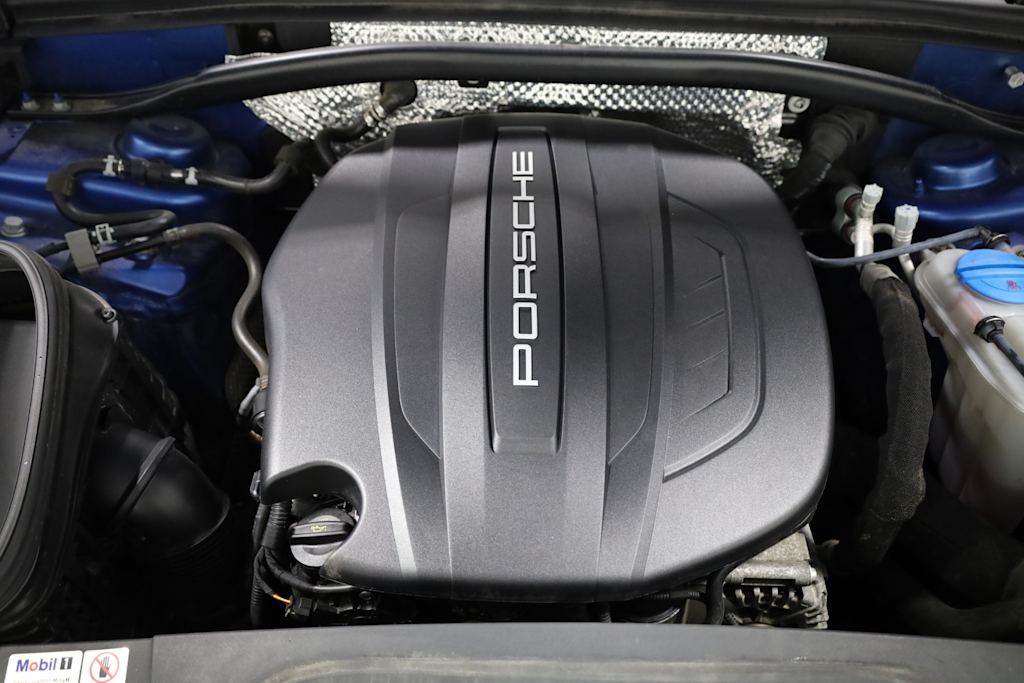 Thumbnail: 2018 Porsche Macan - 9