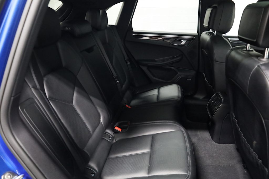 Thumbnail: 2018 Porsche Macan - 40