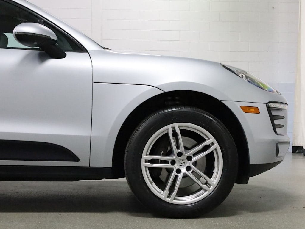 Thumbnail: 2018 Porsche Macan - 8