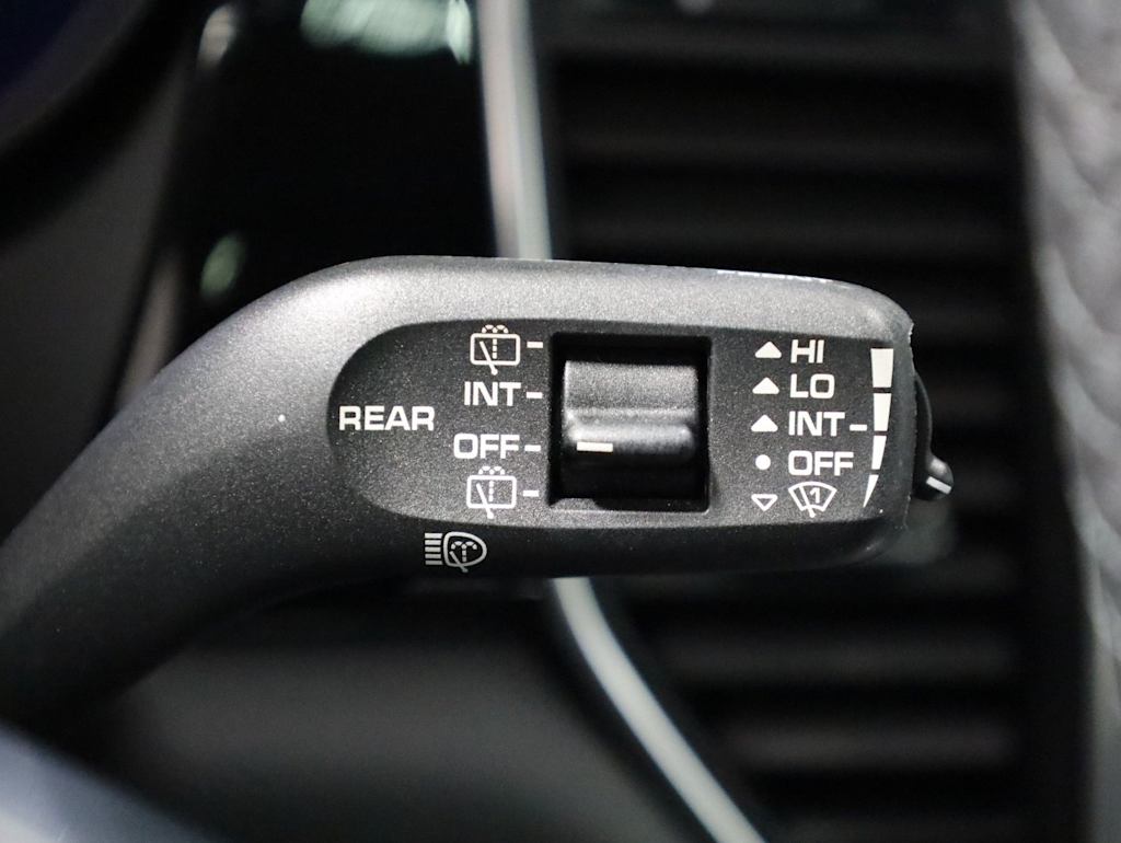 Thumbnail: 2018 Porsche Macan - 20