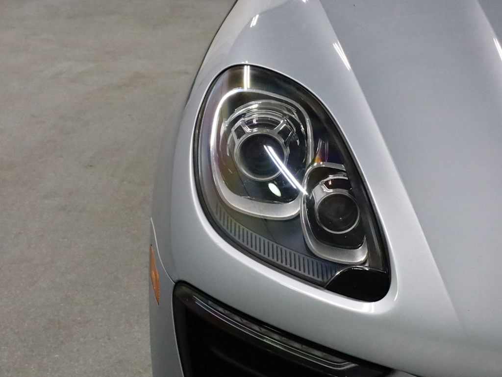 Thumbnail: 2018 Porsche Macan - 7