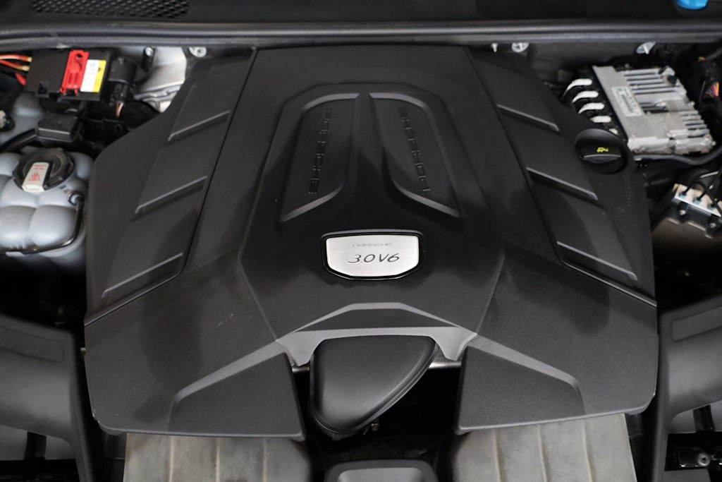 Thumbnail: 2021 Porsche Cayenne - 9