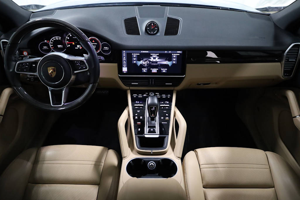 Thumbnail: 2019 Porsche Cayenne - 14
