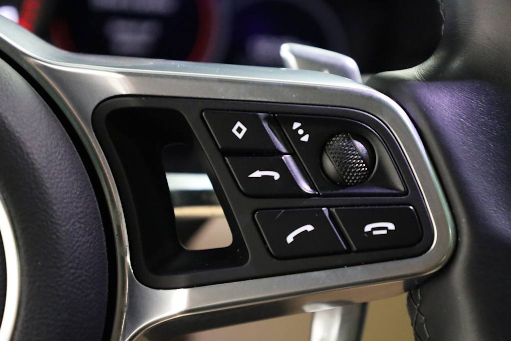 Thumbnail: 2019 Porsche Cayenne - 34