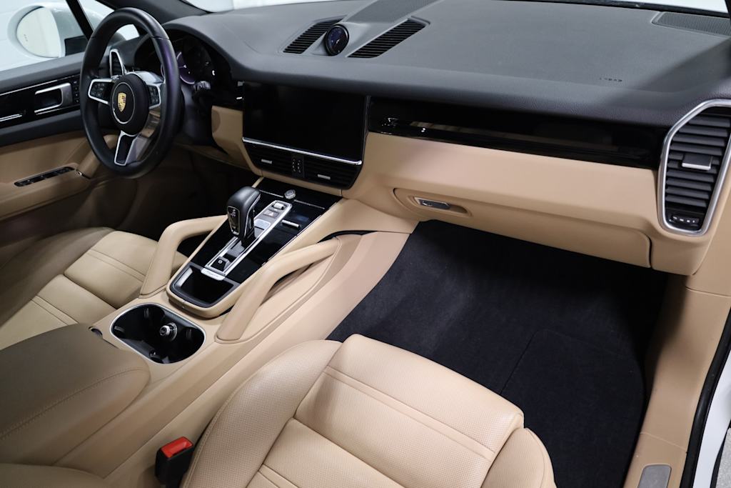 2022 Porsche Cayenne Base 9
