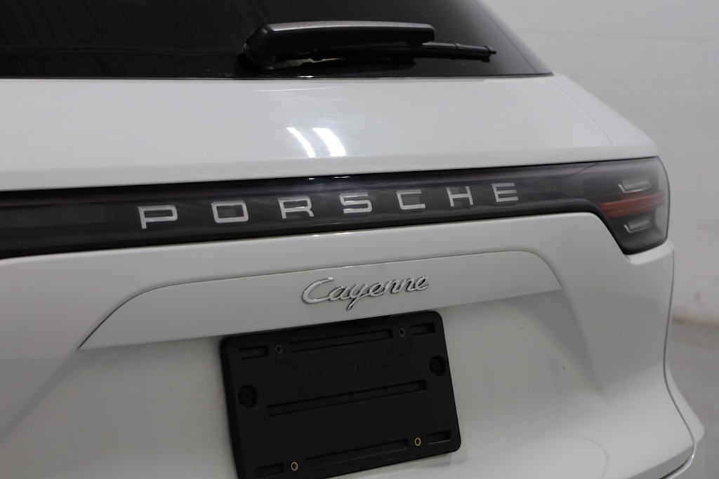 2022 Porsche Cayenne Base 7