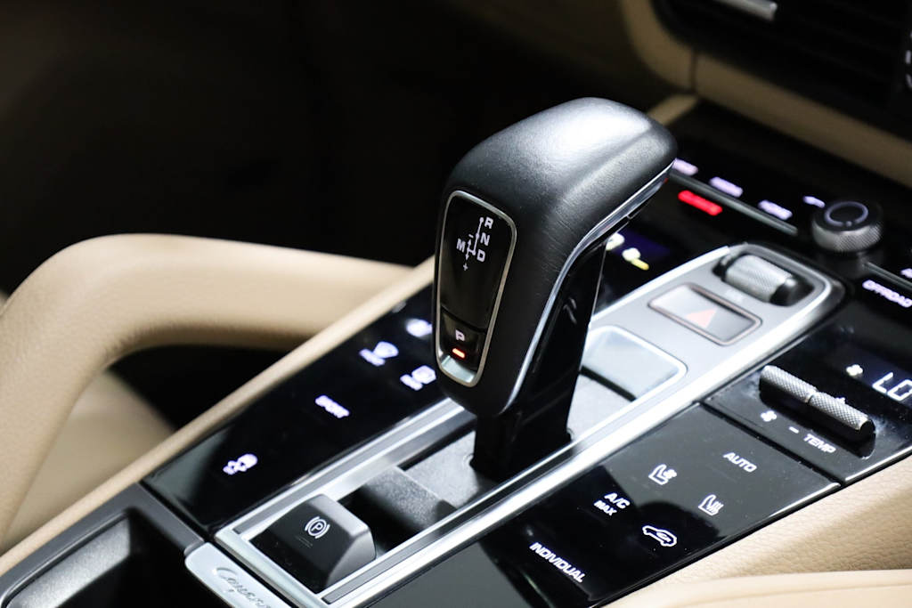 2022 Porsche Cayenne Base 30