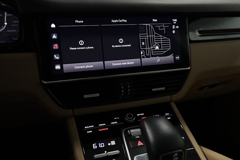 2022 Porsche Cayenne Base 15