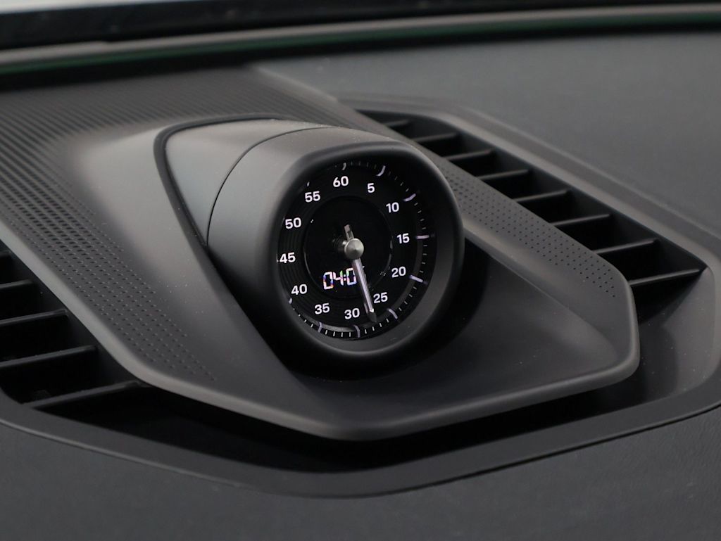 Thumbnail: 2026 Porsche Cayenne - 27