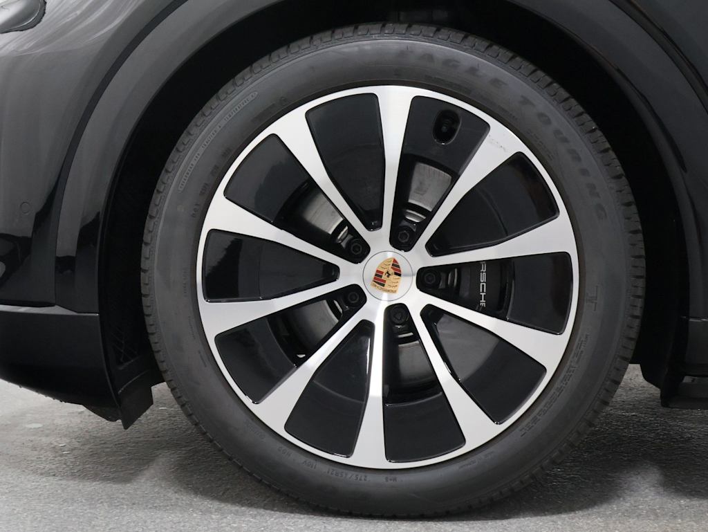 Thumbnail: 2026 Porsche Cayenne - 42