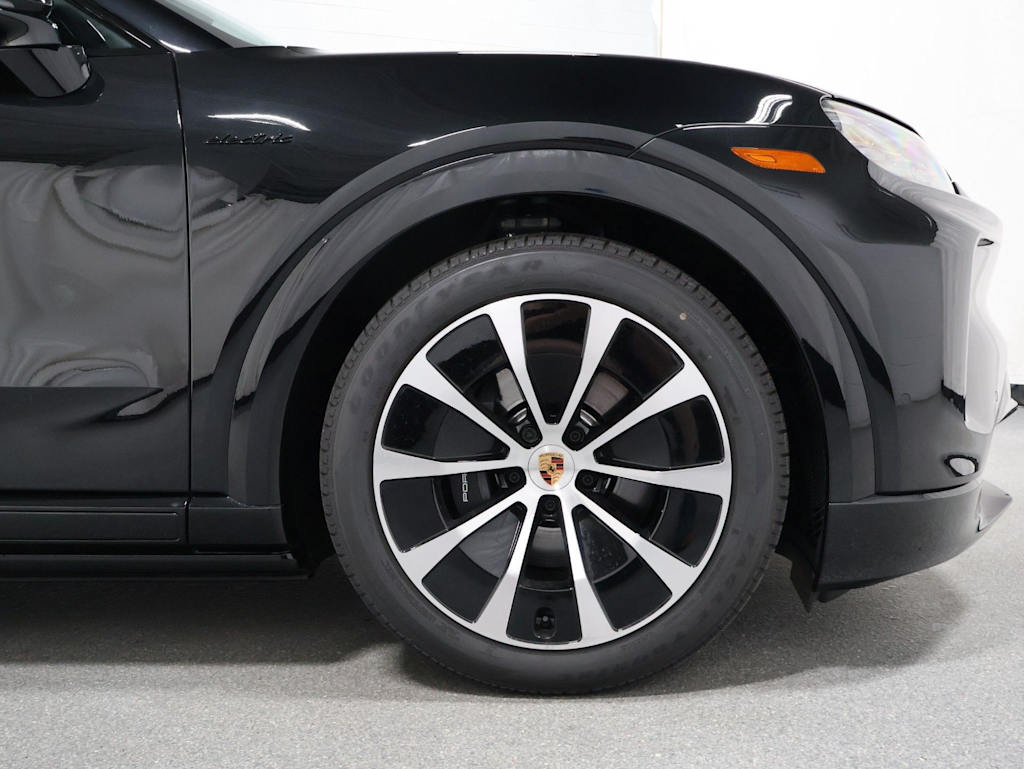 Thumbnail: 2026 Porsche Cayenne - 7
