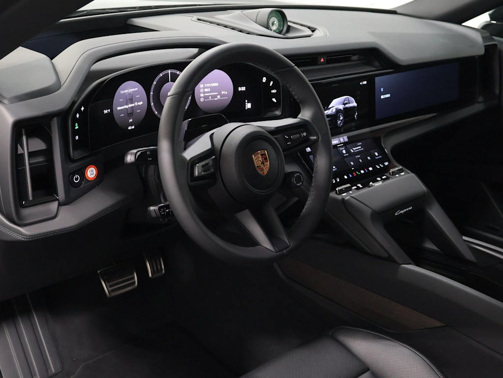 Thumbnail: 2026 Porsche Cayenne - 2