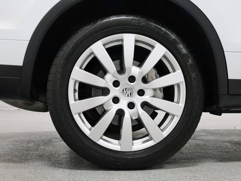 Thumbnail: 2015 Porsche Cayenne - 41
