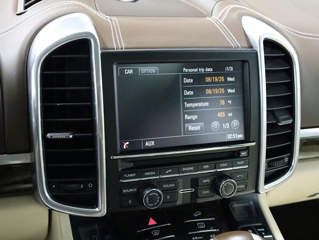 Thumbnail: 2015 Porsche Cayenne - 14