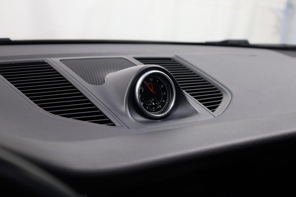 Thumbnail: 2020 Porsche Macan - 28