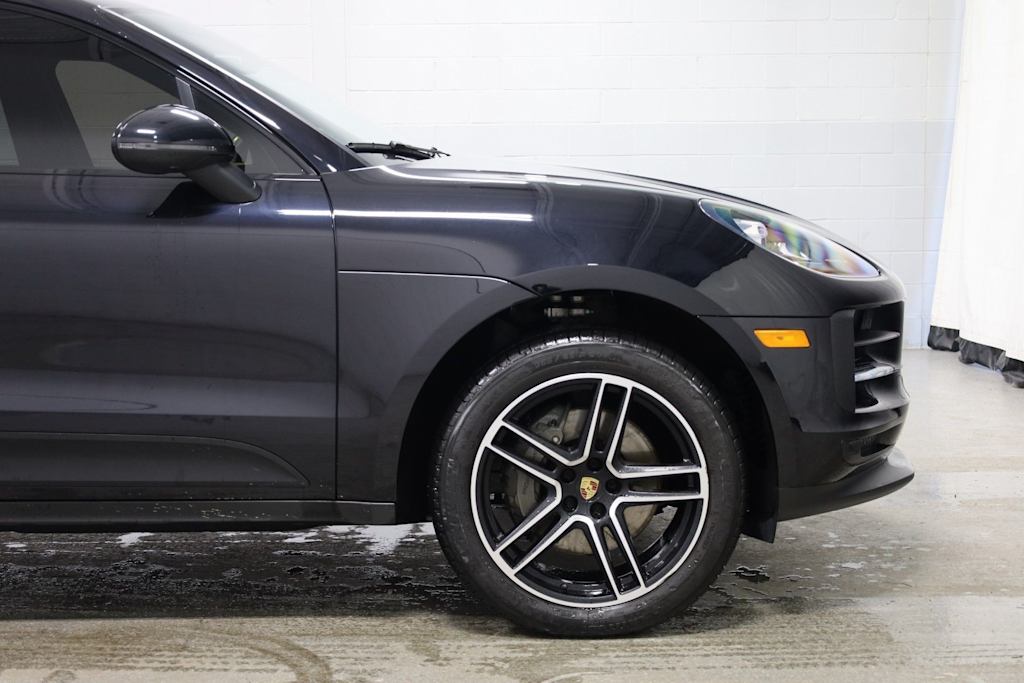 Thumbnail: 2020 Porsche Macan - 8