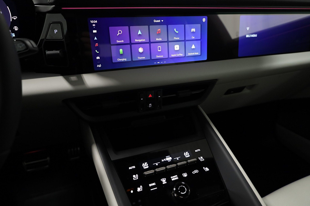 Thumbnail: 2025 Porsche Macan - 34