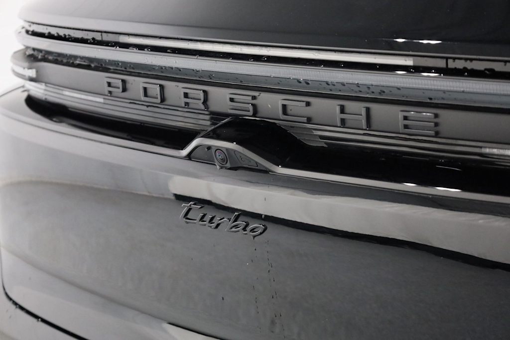 Thumbnail: 2025 Porsche Macan - 7