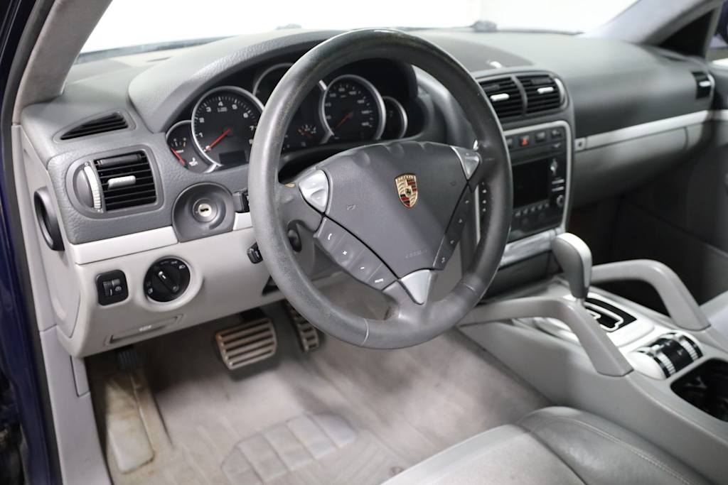Thumbnail: 2009 Porsche Cayenne - 2