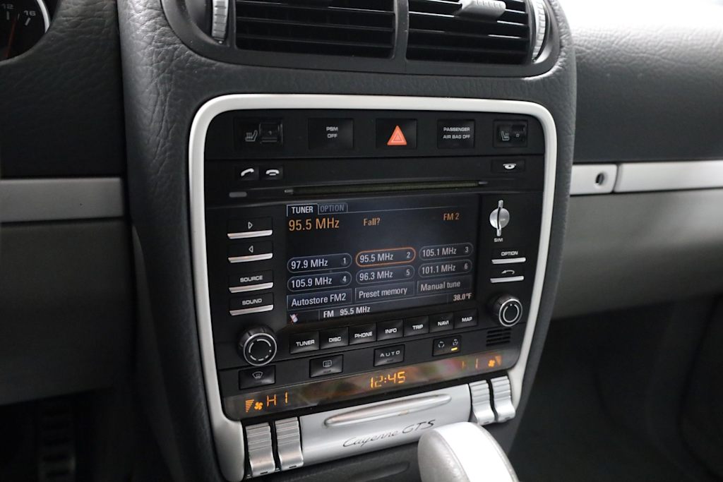 Thumbnail: 2009 Porsche Cayenne - 15