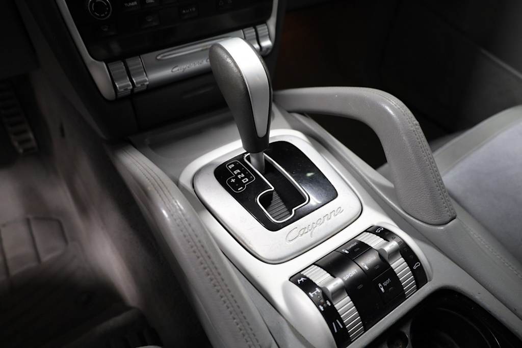 Thumbnail: 2009 Porsche Cayenne - 31