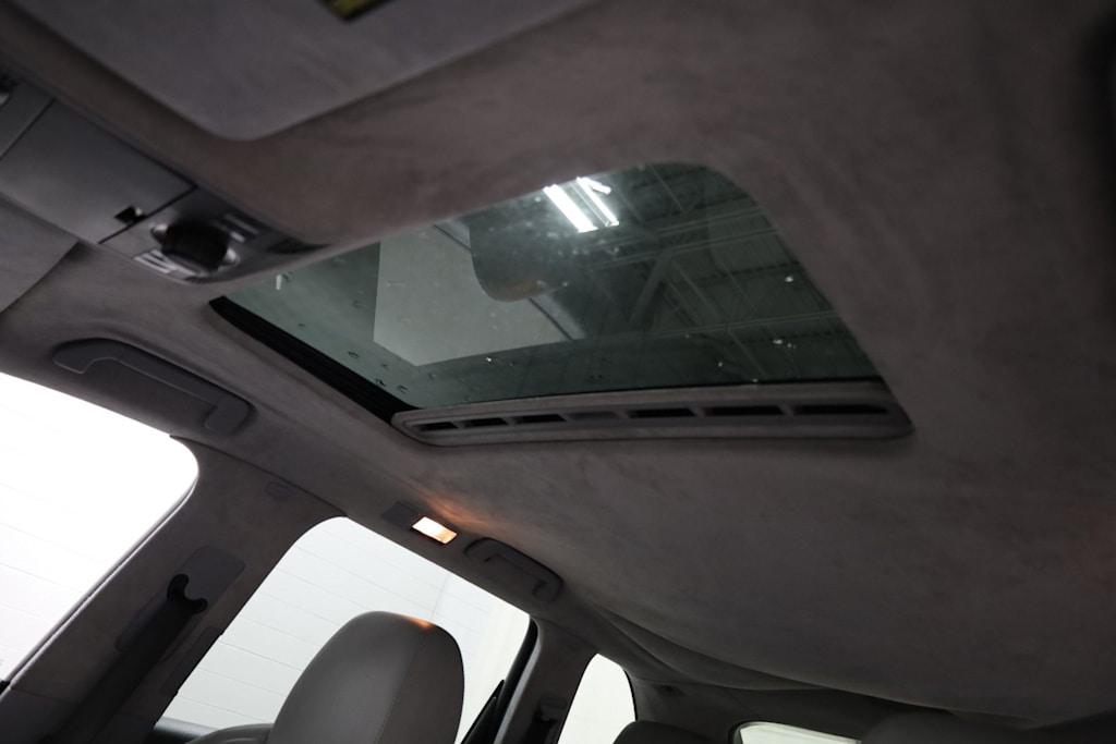 Thumbnail: 2009 Porsche Cayenne - 27