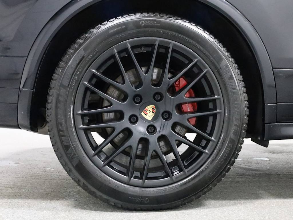 Thumbnail: 2016 Porsche Cayenne - 40