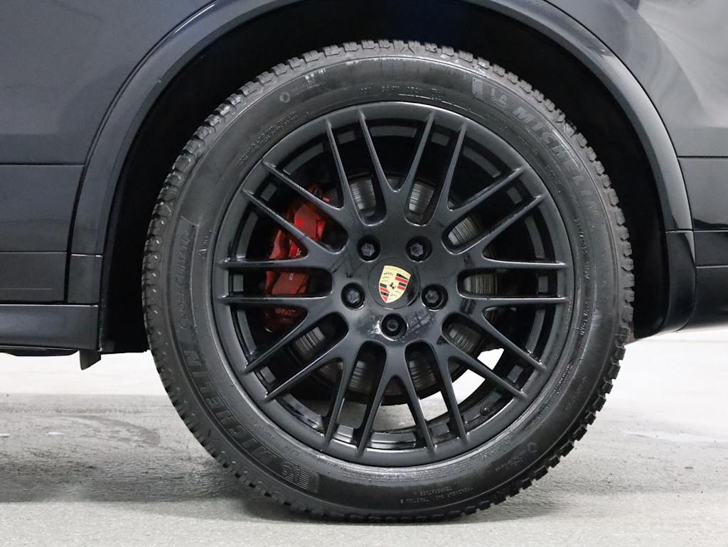 Thumbnail: 2016 Porsche Cayenne - 41
