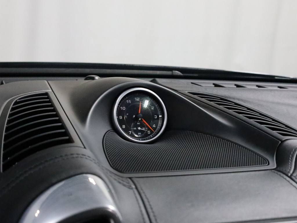 Thumbnail: 2016 Porsche Cayenne - 26