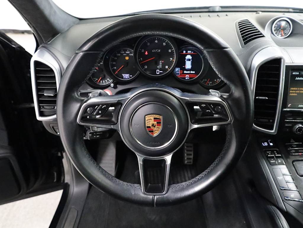 Thumbnail: 2016 Porsche Cayenne - 13