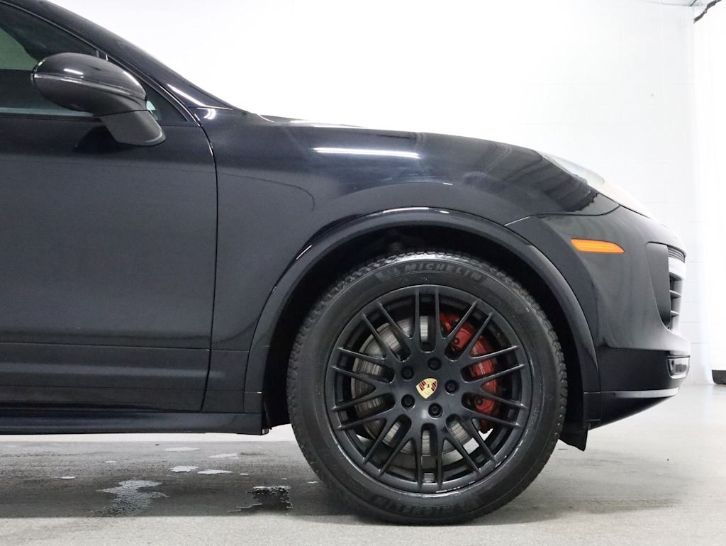 Thumbnail: 2016 Porsche Cayenne - 8