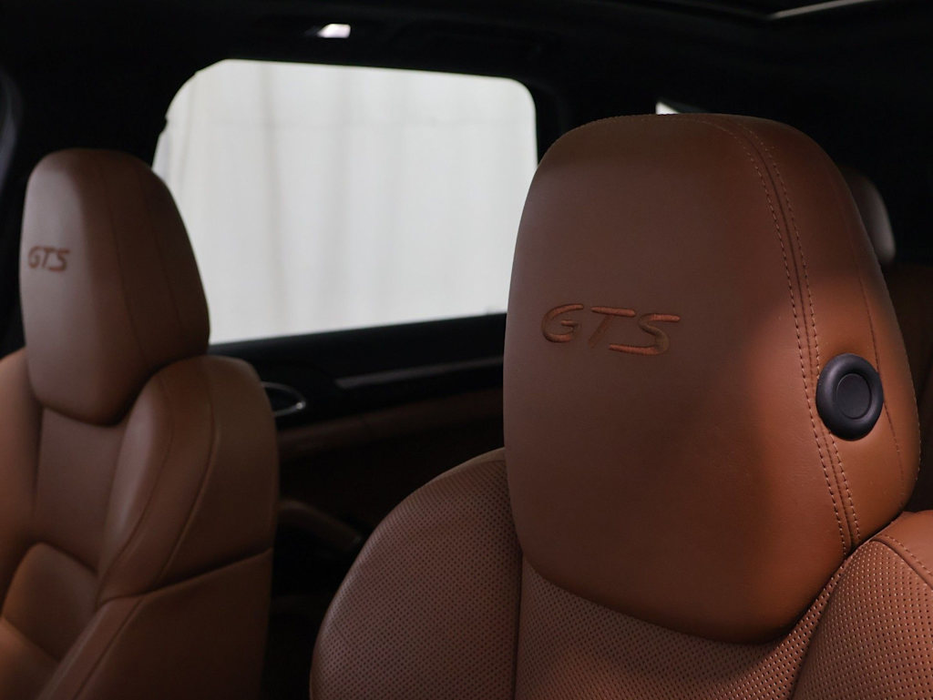 Thumbnail: 2018 Porsche Cayenne - 12