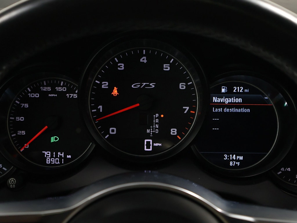 Thumbnail: 2018 Porsche Cayenne - 18