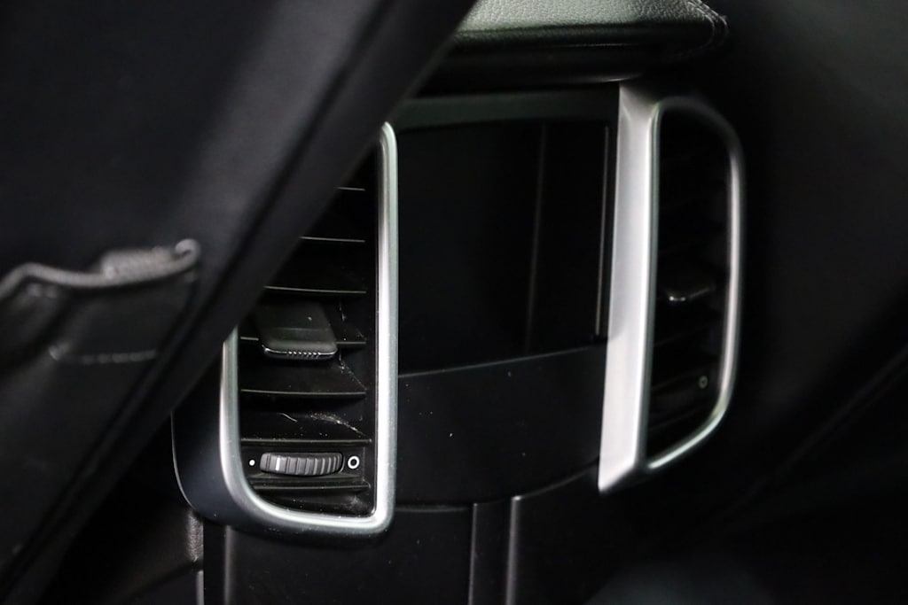 Thumbnail: 2017 Porsche Cayenne - 40